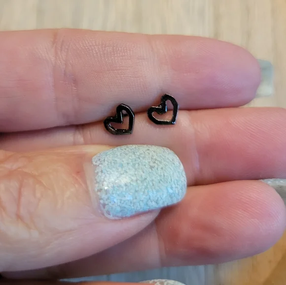 💥LAST PAIR💥Tiny Hollow Hearts, Gun Metal - Picture 2 of 5